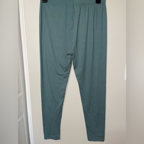 Mint Women's High-Waisted Leggings Size L/XL - Picture 2 of 7